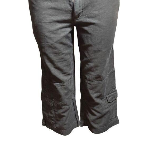 Women mid rise black cargo crop capris pants M - Picture 4 of 7